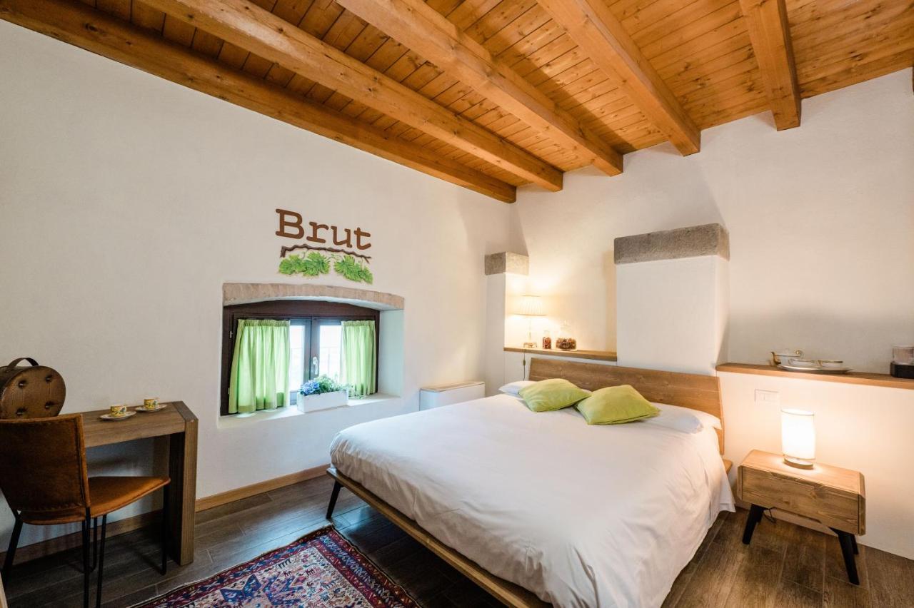 Smart San Martino Hotel Paratico Bagian luar foto